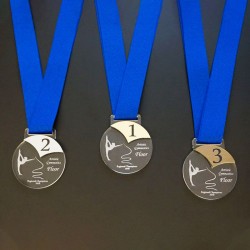 3 Medallas De Acrilico Trofeo Combinada