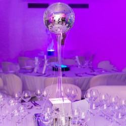 Centro De Mesa Bola Disco Luz Led, 15 Años, Boda, Graduacion