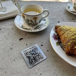 6 Tarjetas Cartel Menú simil metal Restaurante Qr Redes Pagos