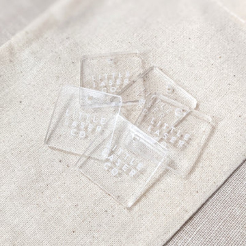 Botones acrilico cristal grabados con tu logo!